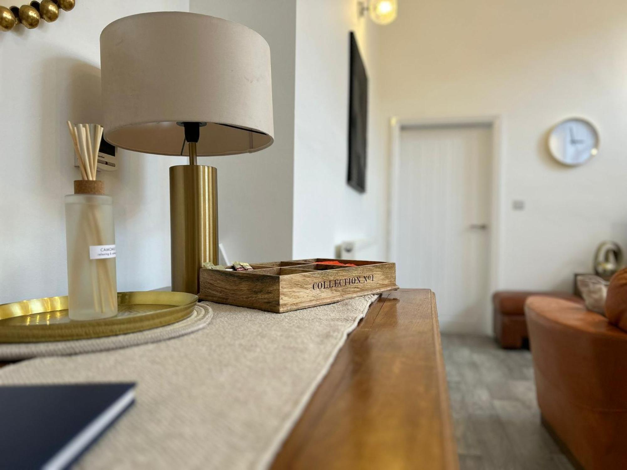 Whitchurch High Street Hideaway Dış mekan fotoğraf